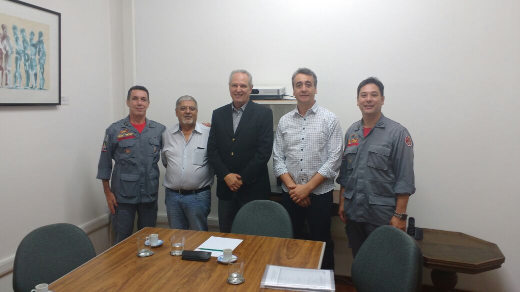 PEDRO TOBIAS E BOMBEIROS EM SP - dia 20-2-2018