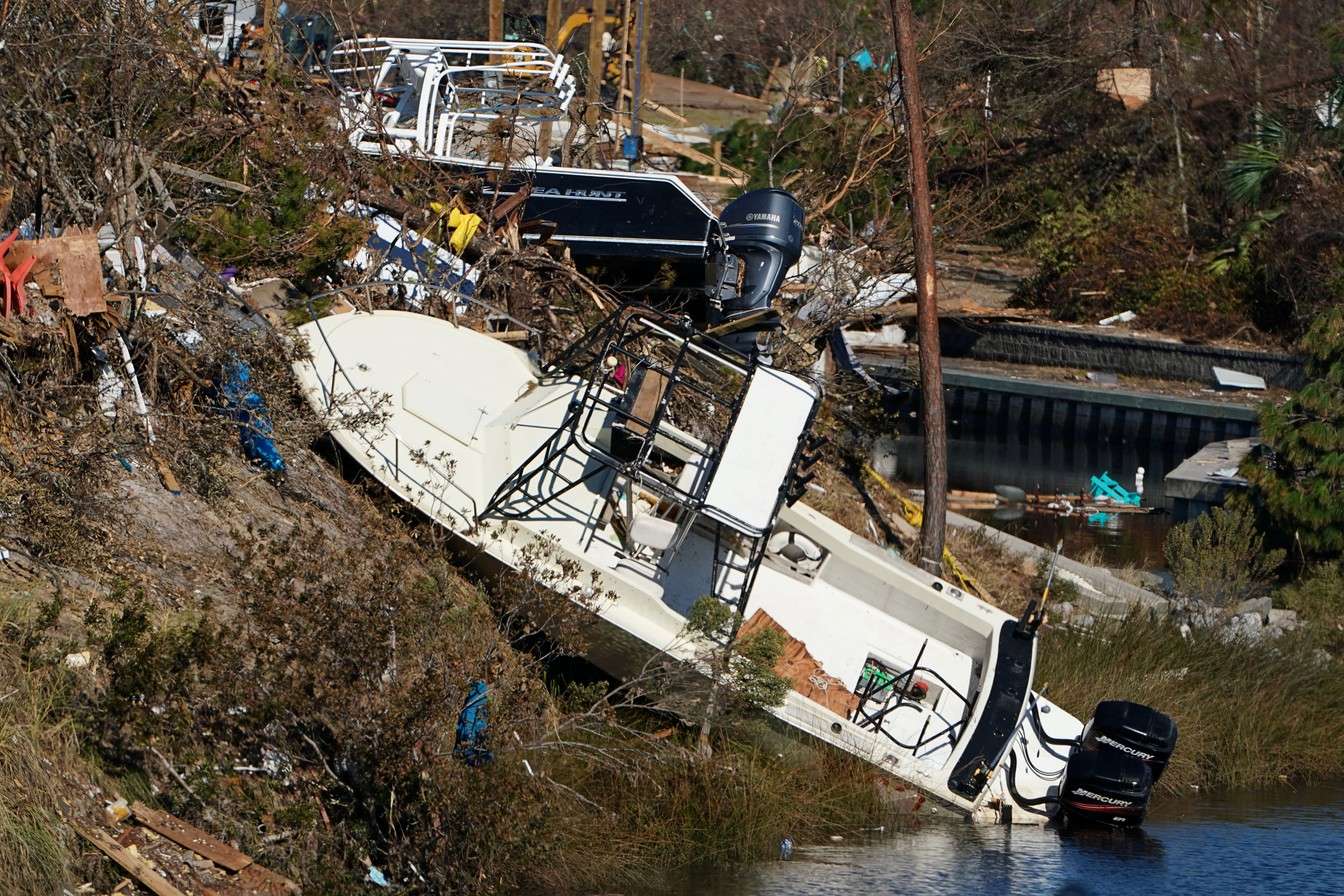 2018-10-14t024754z-40349728-rc1451f57ca0-rtrmadp-3-storm-michael
