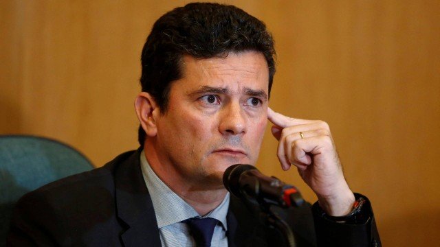 xbrazil-politics_moro.jpg.pagespeed.ic.P_nBmRiKW7