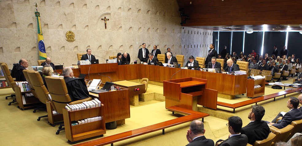 sessao-supremo-junho