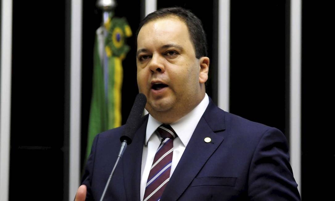 x81237090_Deputado-Federal-Elmar-Nascimento.-Foto-Alex-Ferreiradivulgacao.jpg.pagespeed.ic.fAgozAODl5