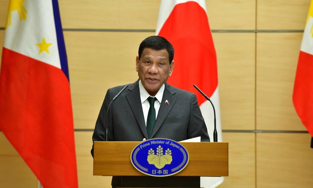 xduterte.jpg.pagespeed.ic.zocMvLwzCg