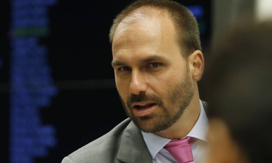 xEduardo_Bolsonaro.jpg.pagespeed.ic.AC2FuQG6wE (1)