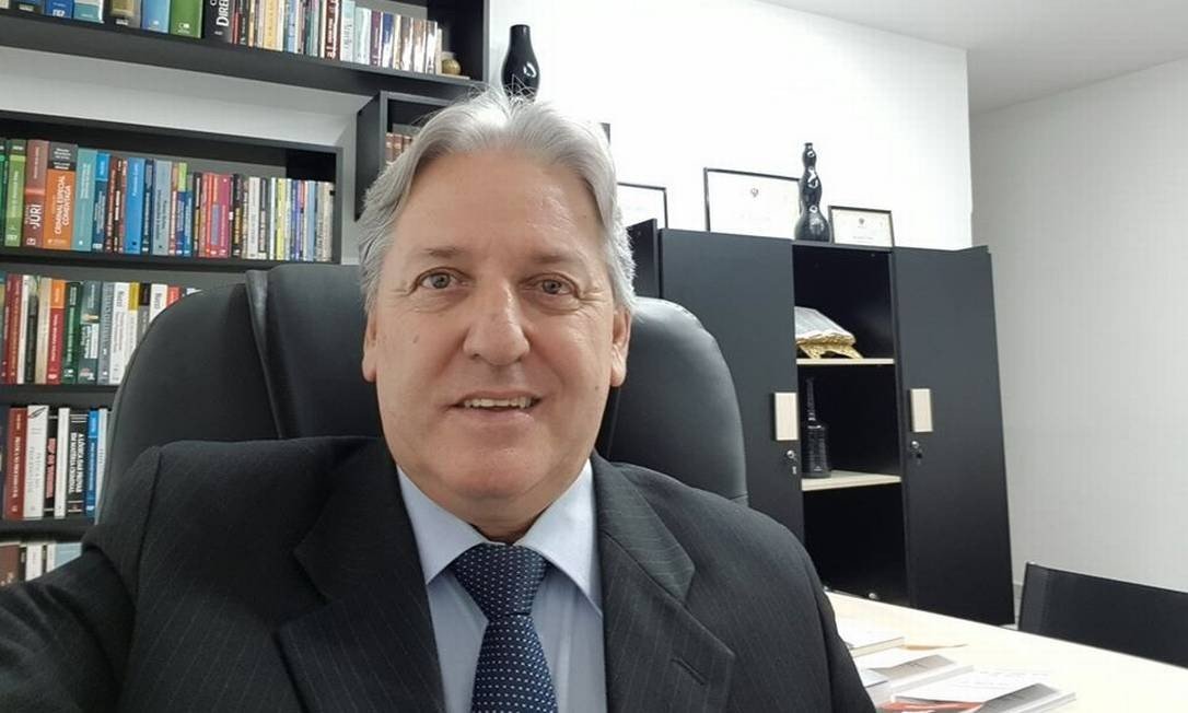 xedvaldo-oliveirajpeg.jpg.pagespeed.ic.15ZofUirv_